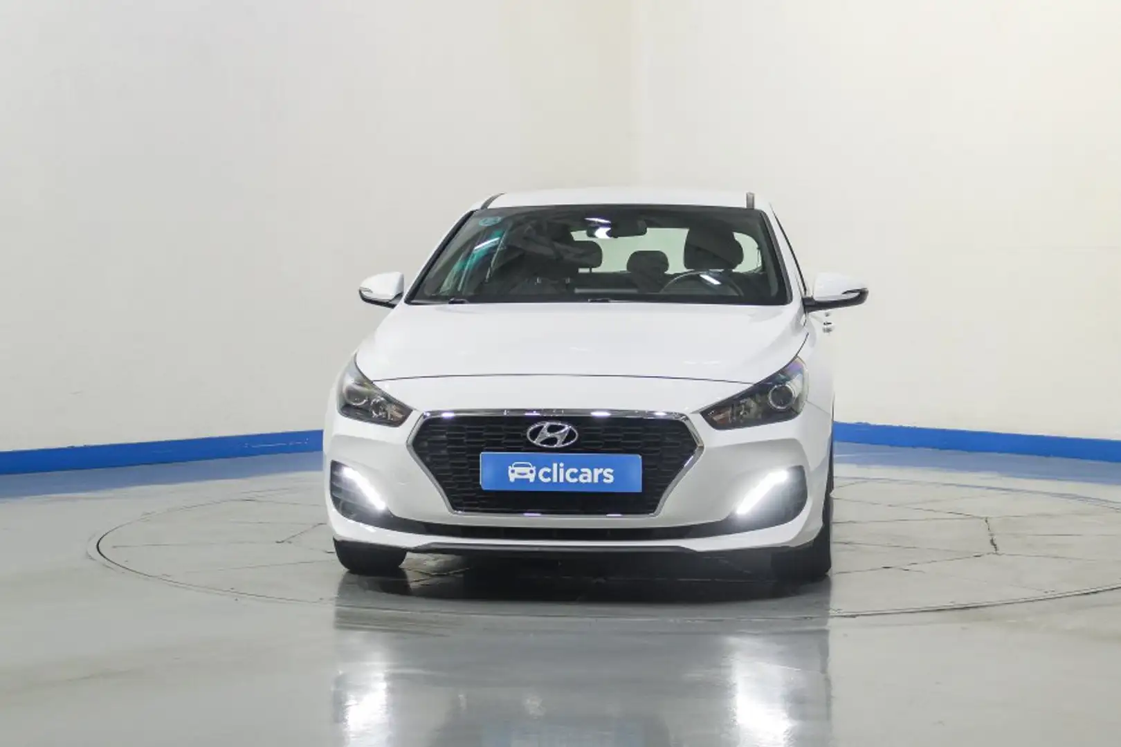 Hyundai i30 1.6CRDi Klass 95 bijela - 2