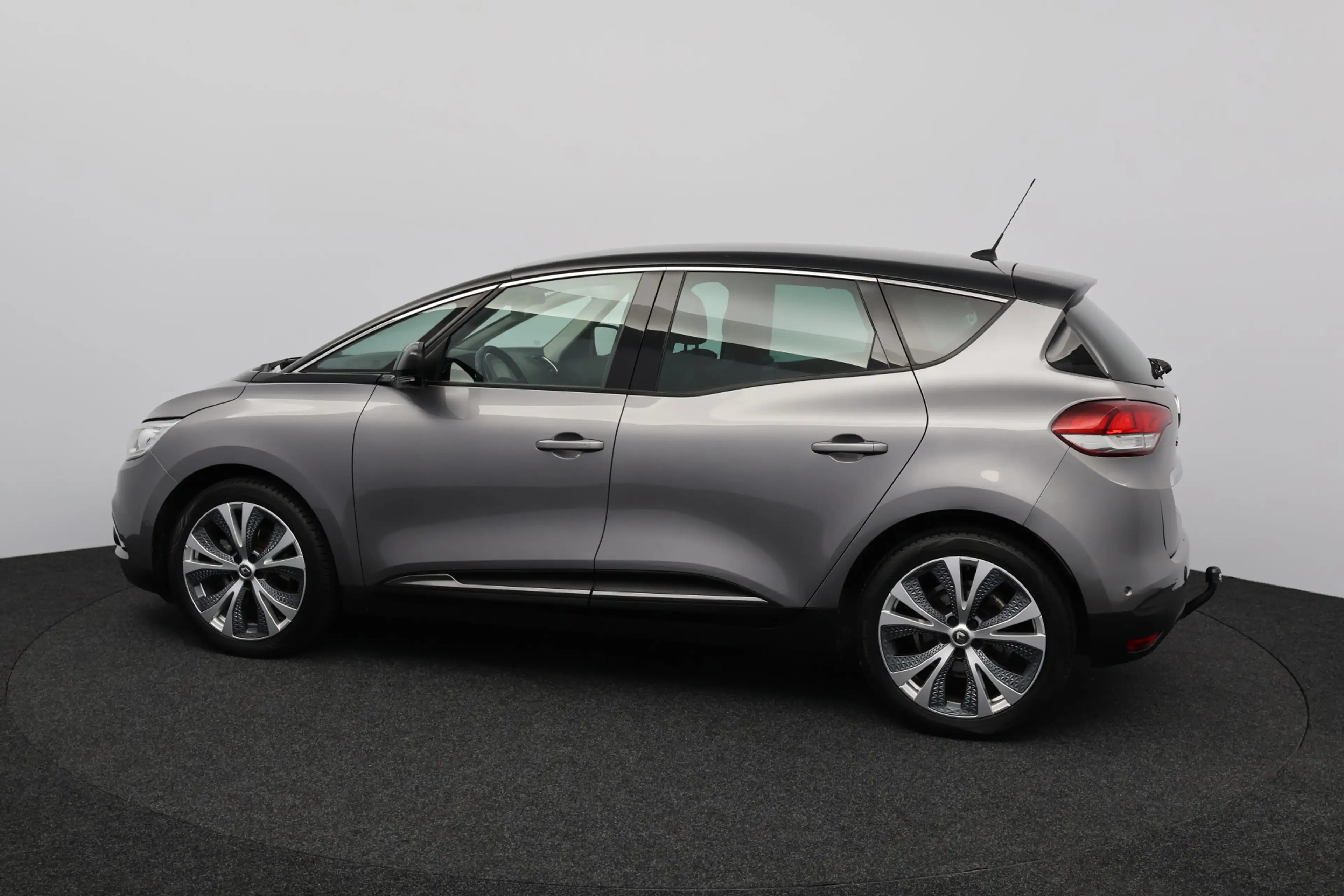 Renault Scenic 1.2 TCe Collection/ 20'' LMV/ Trekhaak/ Keyless/ D — photo 3