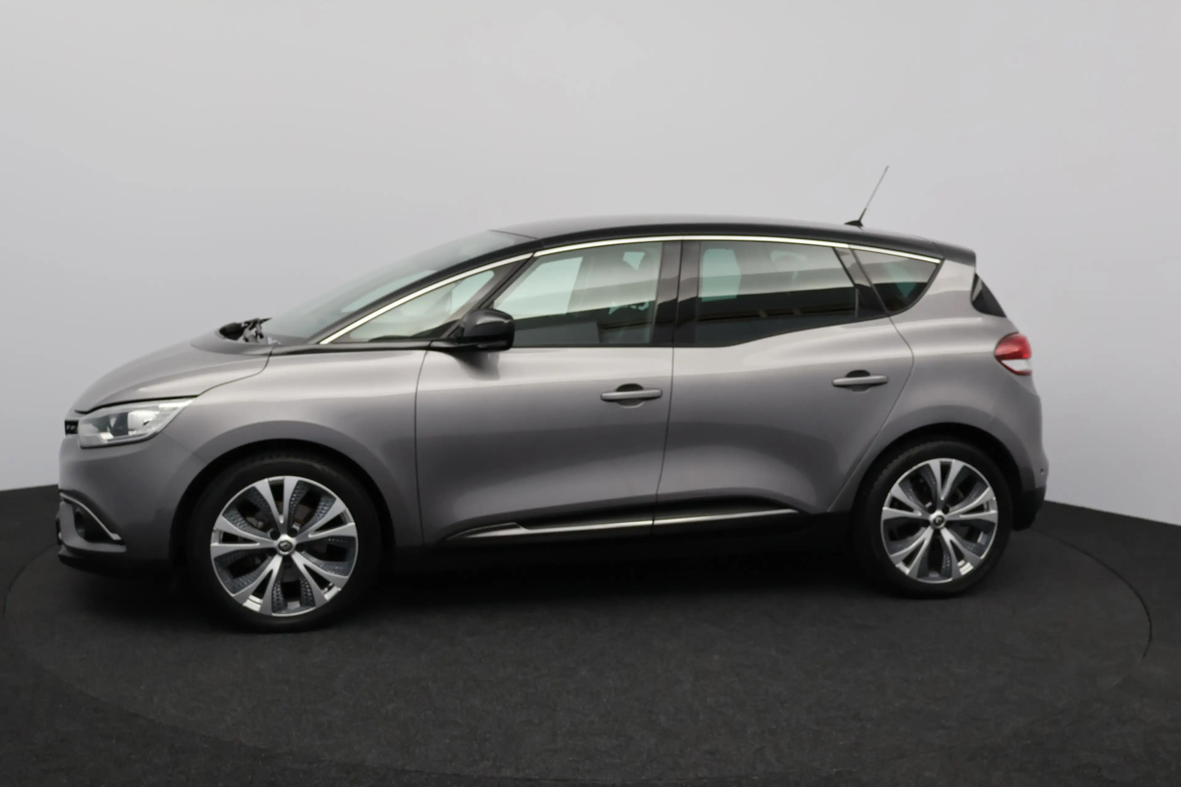 Renault Scenic 1.2 TCe Collection/ 20'' LMV/ Trekhaak/ Keyless/ D — photo 4