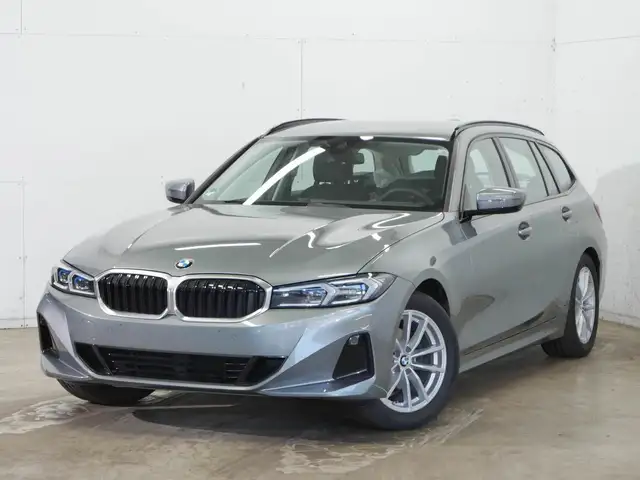 Bmw 320 d Touring*LED*WIDE*KEYLESS*KAMERA*AMBIENTE*