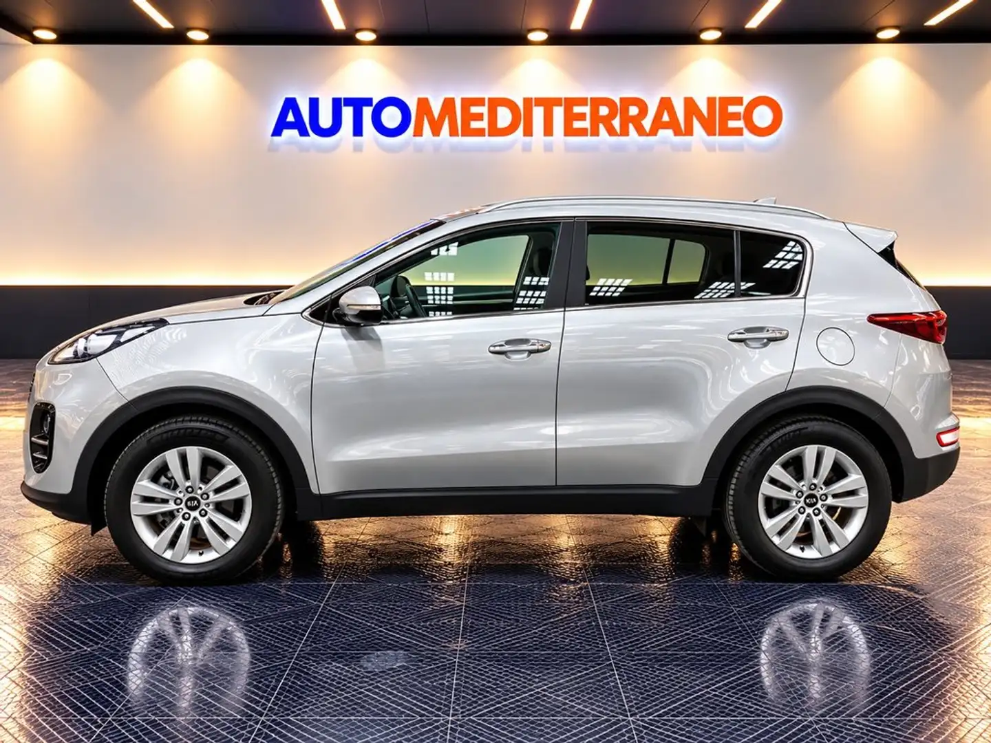 Kia Sportage 1.7CRDi VGT Eco-D. Drive DCT 4x2 141 Gris - 2