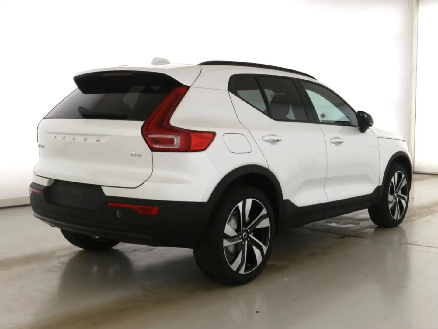 Volvo XC40 B4 Plus Dark 2WD Weiß - 2