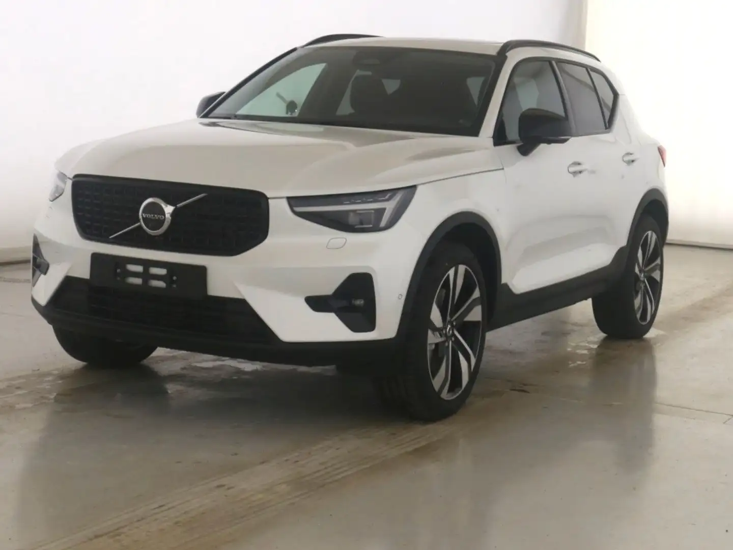 Volvo XC40 B4 Plus Dark 2WD Weiß - 1