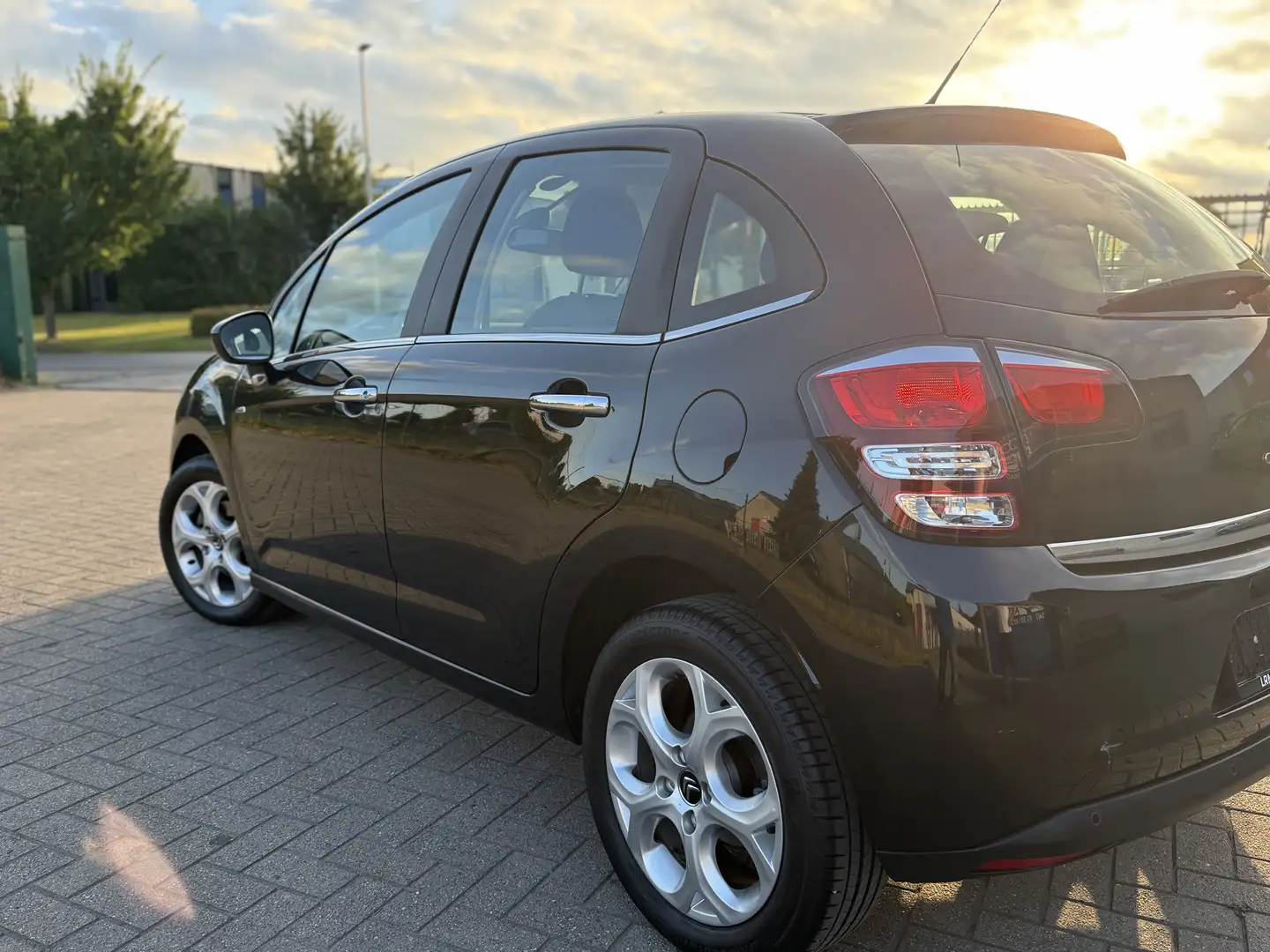Citroen C3 VTi 120 Automatik Exclusive - 2