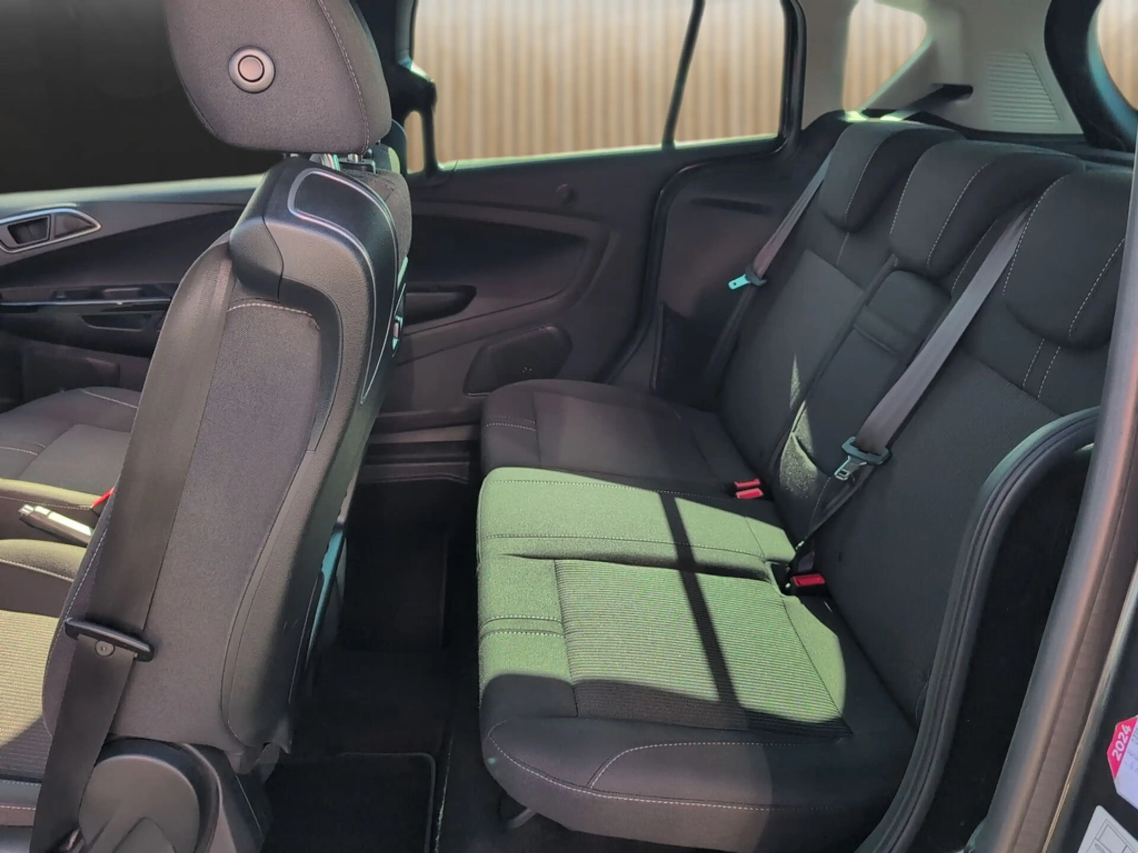 Ford B-Max 1.0 EcoBoost Titanium NAVI SHZ PDC SYNC — photo 15