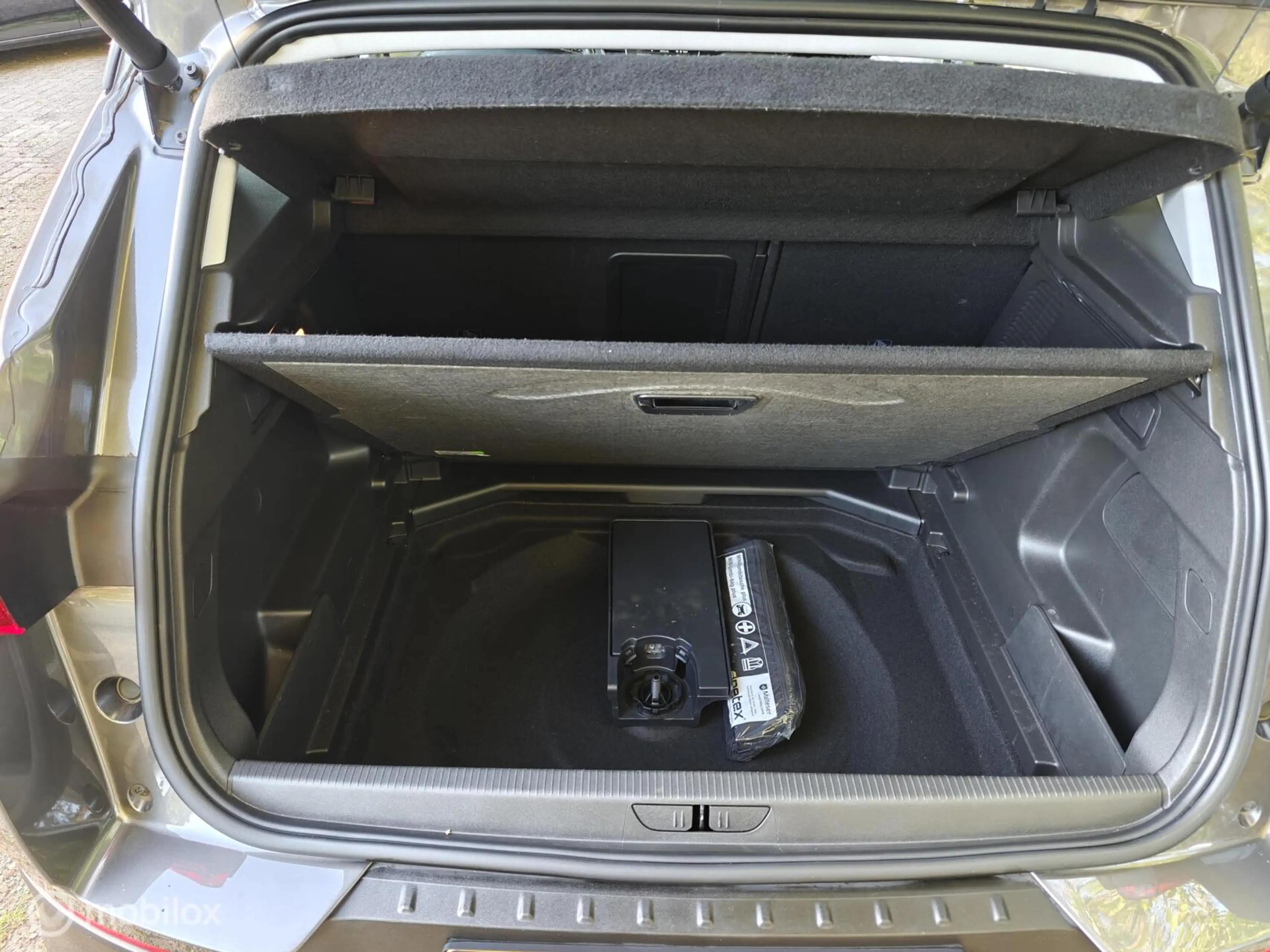 Opel Grandland X 1.2 Turbo Ultimate — photo 33