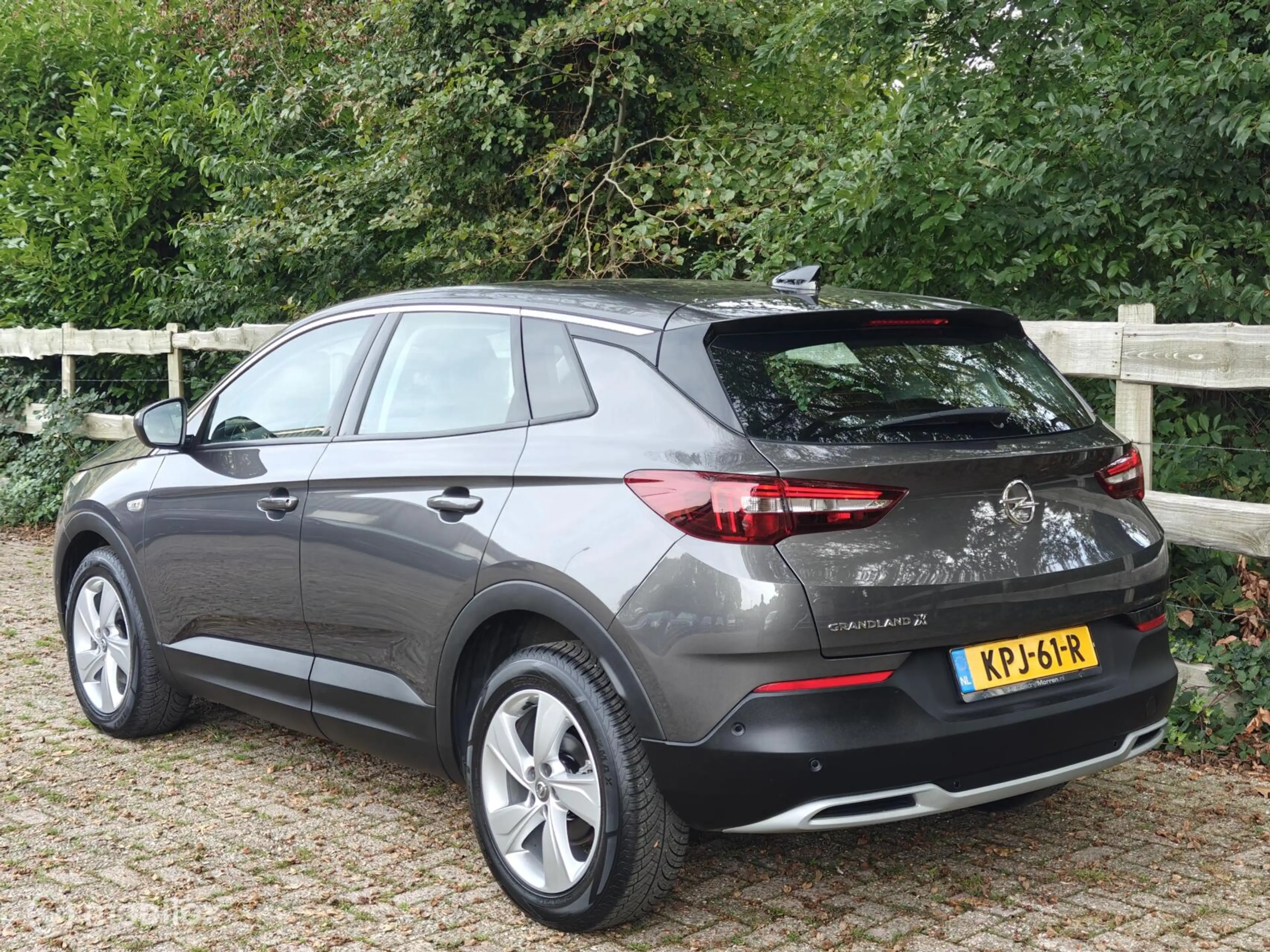 Opel Grandland X 1.2 Turbo Ultimate — photo 4