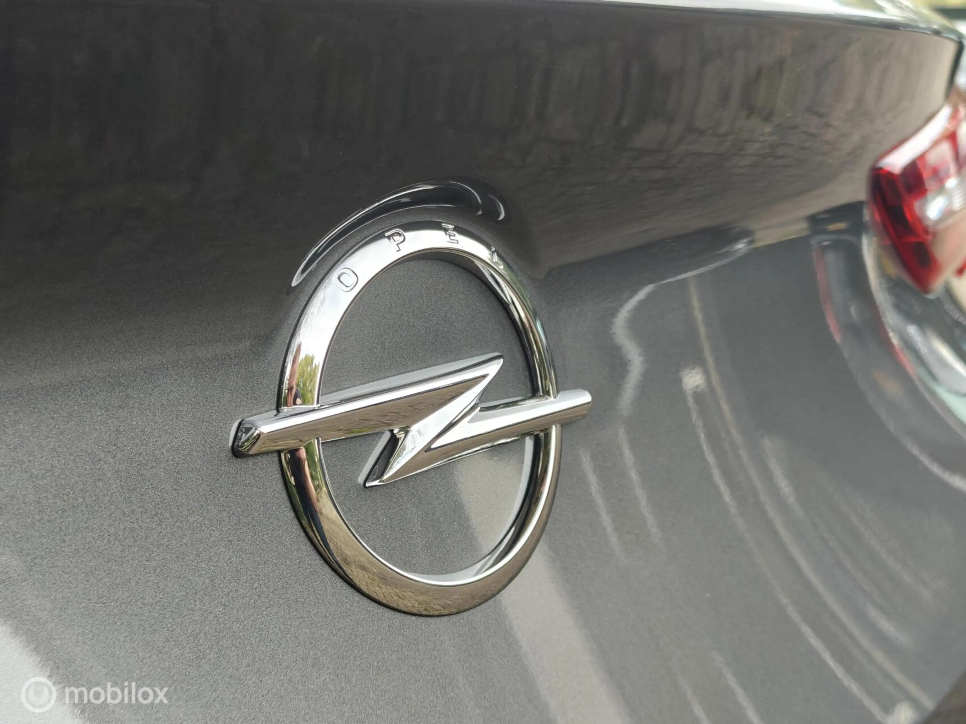 Opel Grandland X 1.2 Turbo Ultimate — photo 44