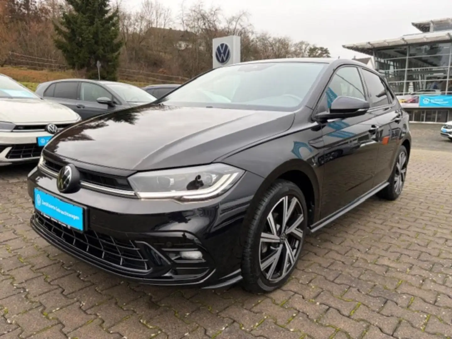 Volkswagen Polo R-Line 1 ,0 TSI 70 kW (95 PS), IQ.LIGHT, Rear Schwarz - 2