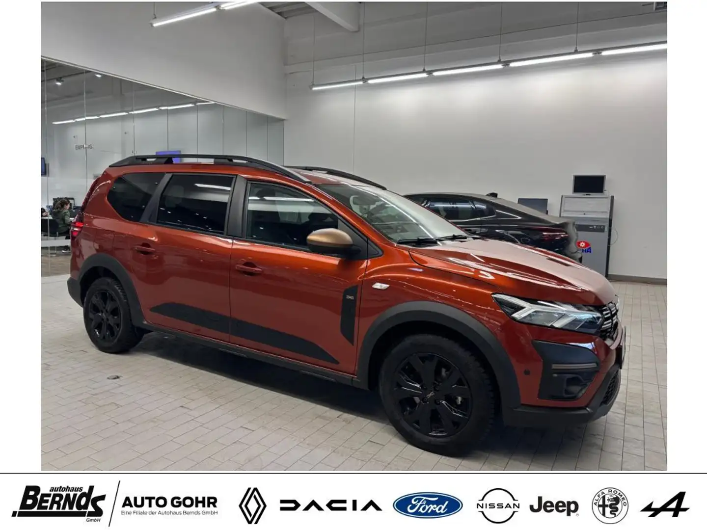 Dacia Jogger TCe 110 (7-Sitzer) Extreme+ KLIMAUTOM. NAVIG. PDC Braun - 2