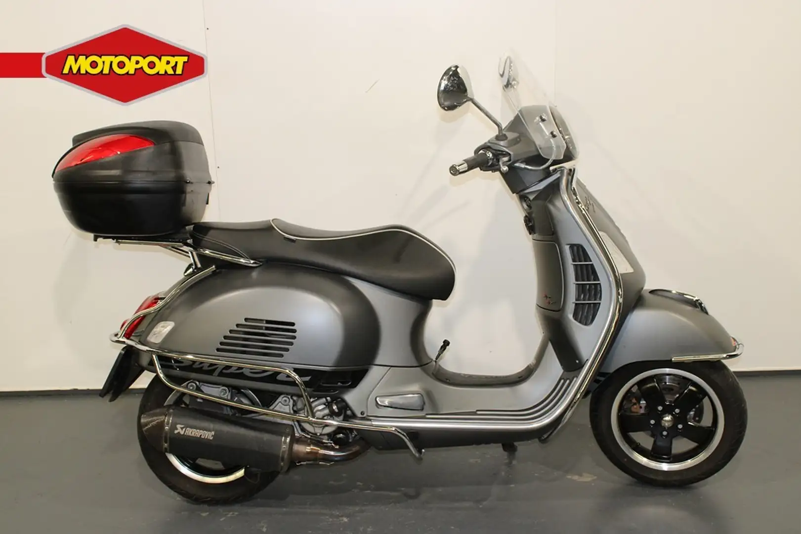 Vespa GTS Super 300 Szürke - 1