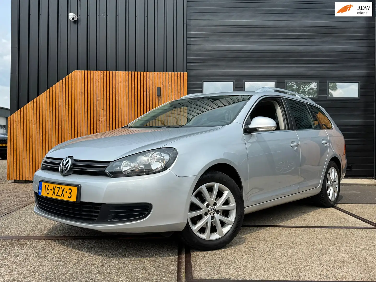 Volkswagen Golf Variant 1.2 TSI BlueMotion navi trekhaak cruise Grijs - 1