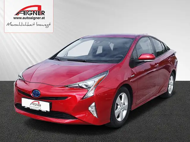 Toyota Prius 1,8 VVT-i Hybrid Lounge