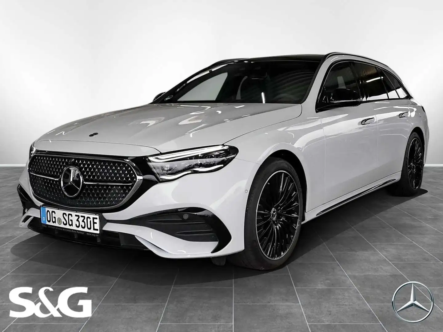 Mercedes-Benz E 300 e T AMG 360°+DIG-LED+AHK+Distronic+Pano Weiß - 1