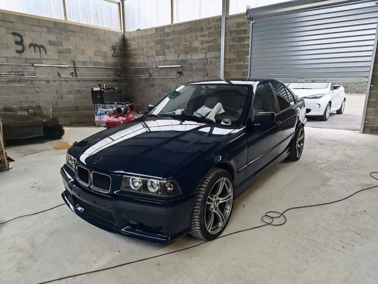 BMW 318 E36 Pack M sport., foto 1