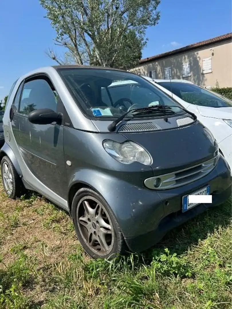 smart forTwo Smart e passion Silverstyle benzina Grau - 2