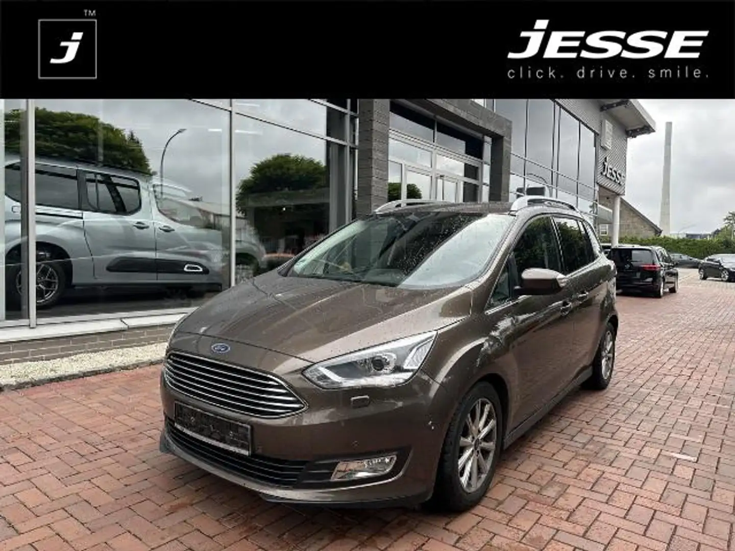 Ford Grand C-Max 1.5 Titanium Xenon Navi Temp AHK R.Cam Braun - 1