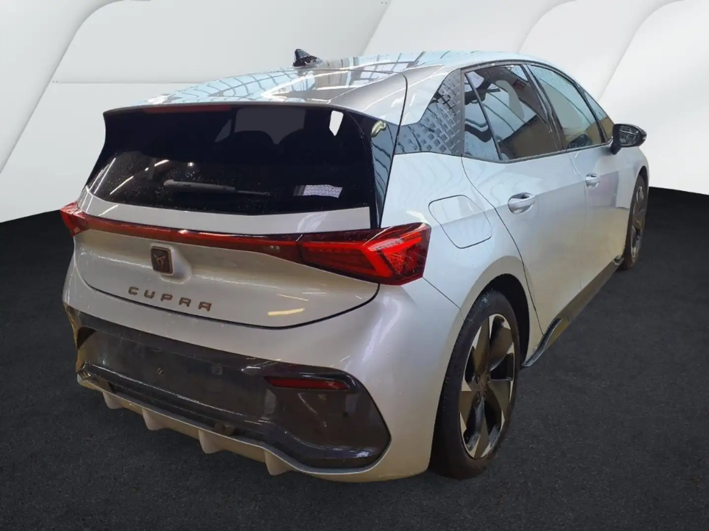 CUPRA Born 77 kWh ab 359,-EUR 19 Heat Pump Top View HUD Navi Silber - 2