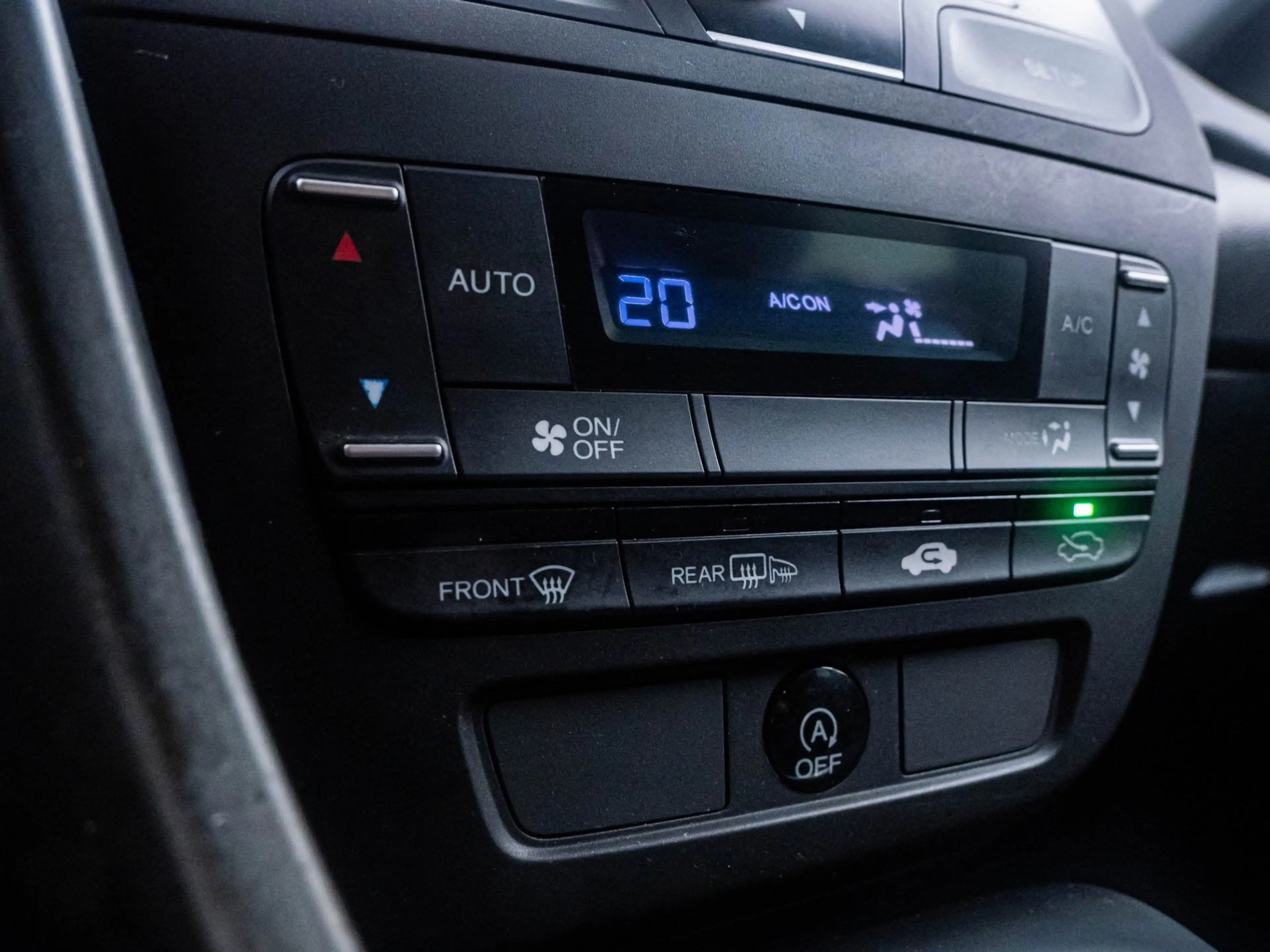 Honda Civic 1.4 Comfort Trekhaak|Clima|6-bak|ECO|LED — photo 22