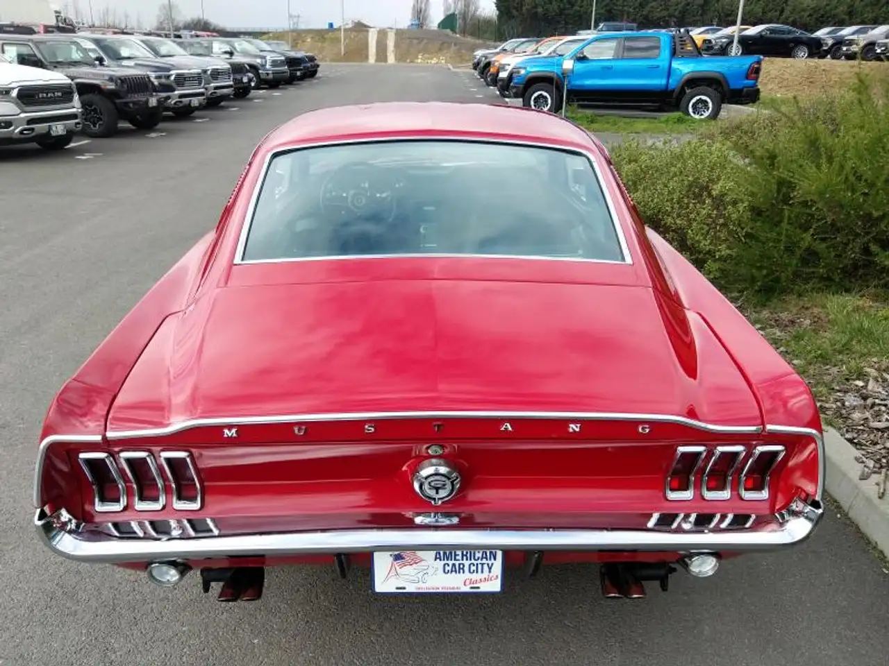 Ford Mustang 390 GT FASTBACK, foto 4