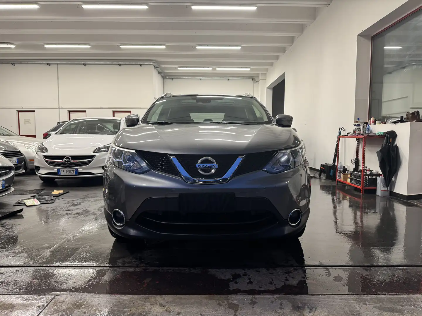 Nissan Qashqai Qashqai II 1.5 dci N-Vision 110cv #TETTO#KEYLESS Grau - 2