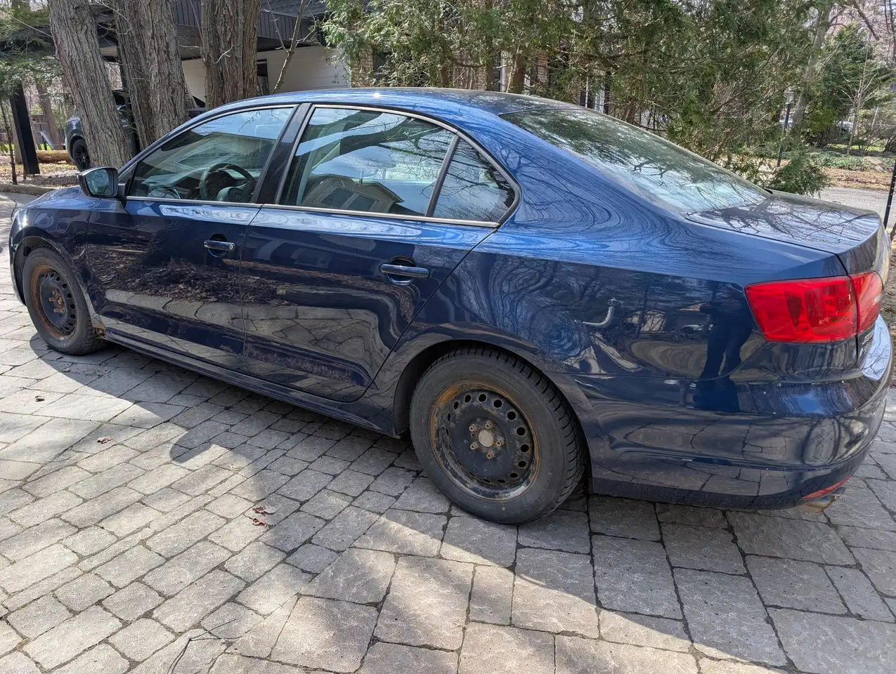 Volkswagen Jetta снимка Volkswagen Jetta