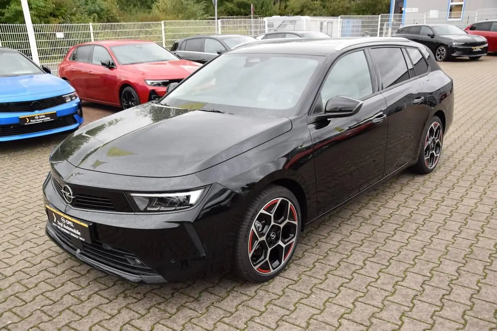 Opel Astra L Sports Tourer 1.2 Turbo "Elegance" Schwarz - 2