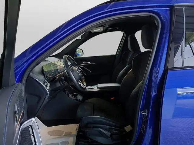 BMW X1 view 8
