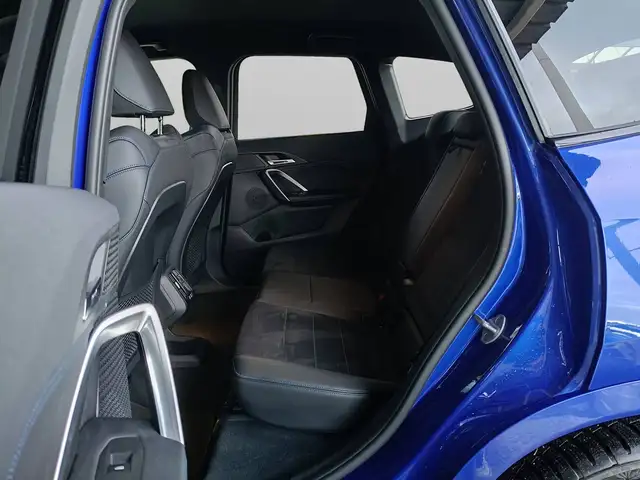 BMW X1 view 9