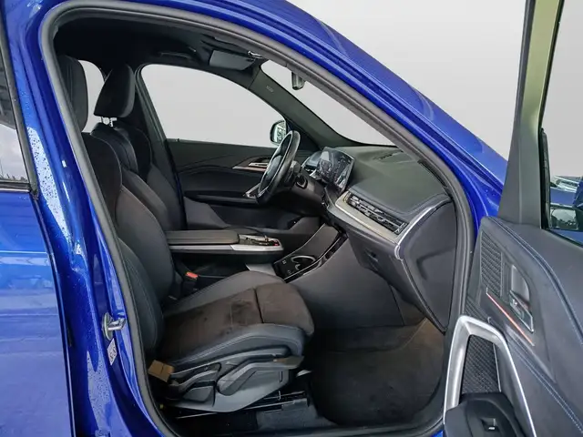 BMW X1 view 11