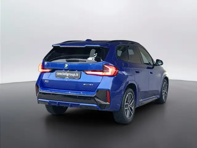 BMW X1 view 4