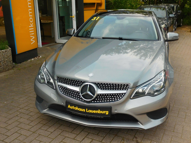 Mercedes-Benz E 200 Coupé E 200 Automatik+Leder+Navi