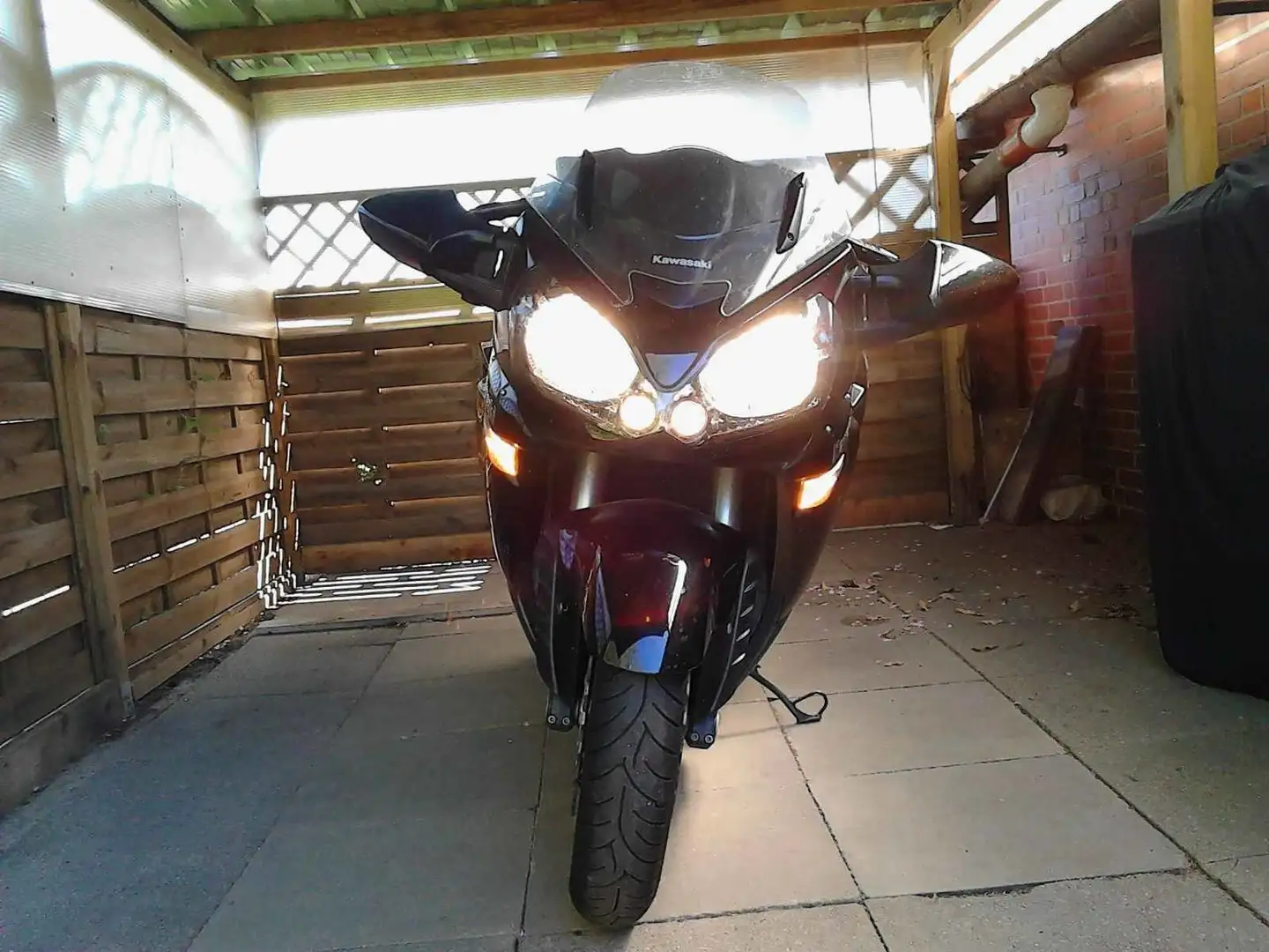 Kawasaki GTR 1400 Nero - 2