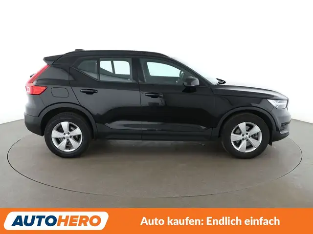 Volvo XC40 view 7