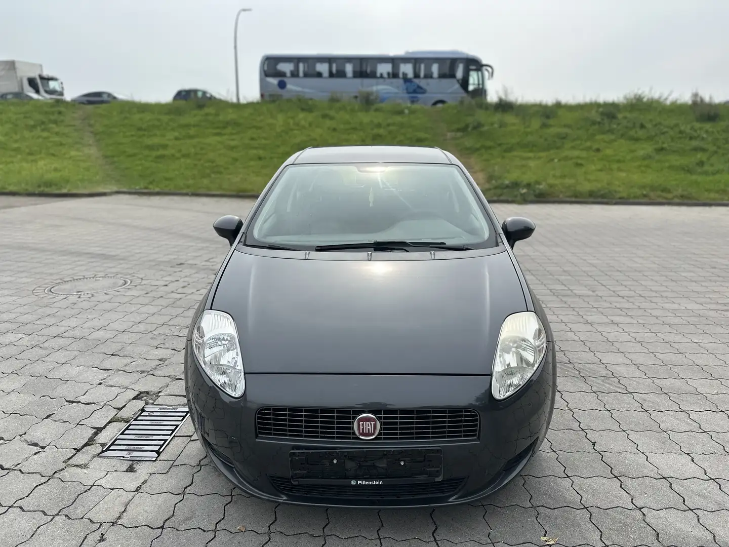 Fiat Punto Punto-5 Türer-Klima-Deutsches Fhz- Elektrische Fe Schwarz - 2