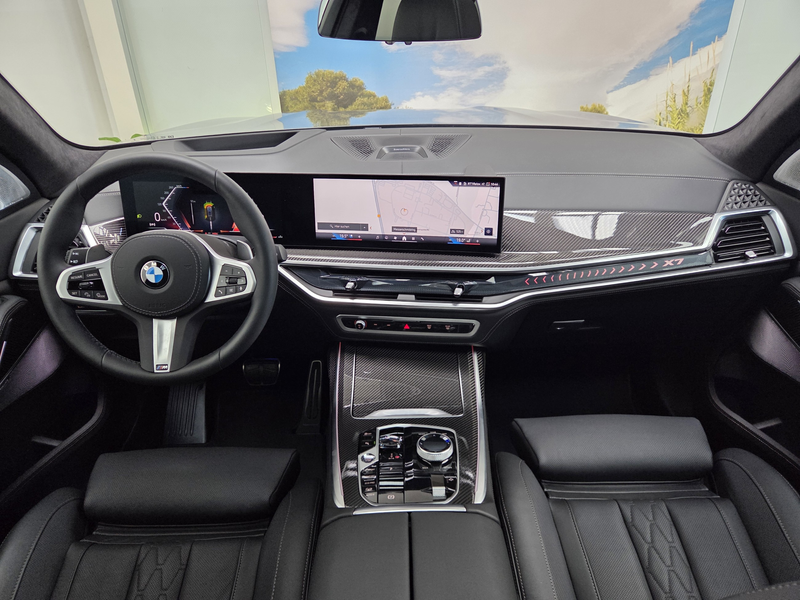 BMW X7 xDr40d M Sport Pro 23Zoll B&W Kristall ACC — photo 7