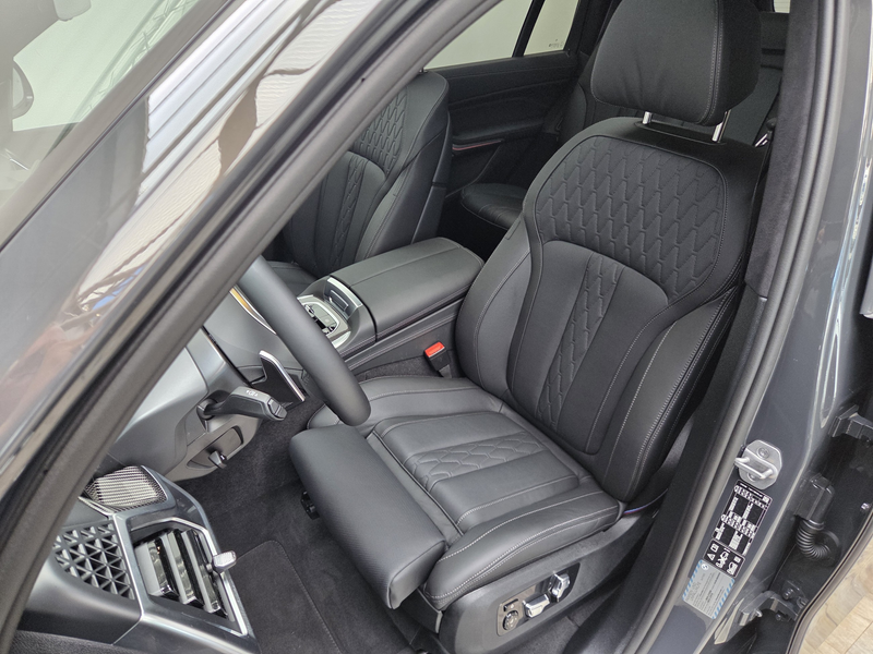 BMW X7 xDr40d M Sport Pro 23Zoll B&W Kristall ACC — photo 15