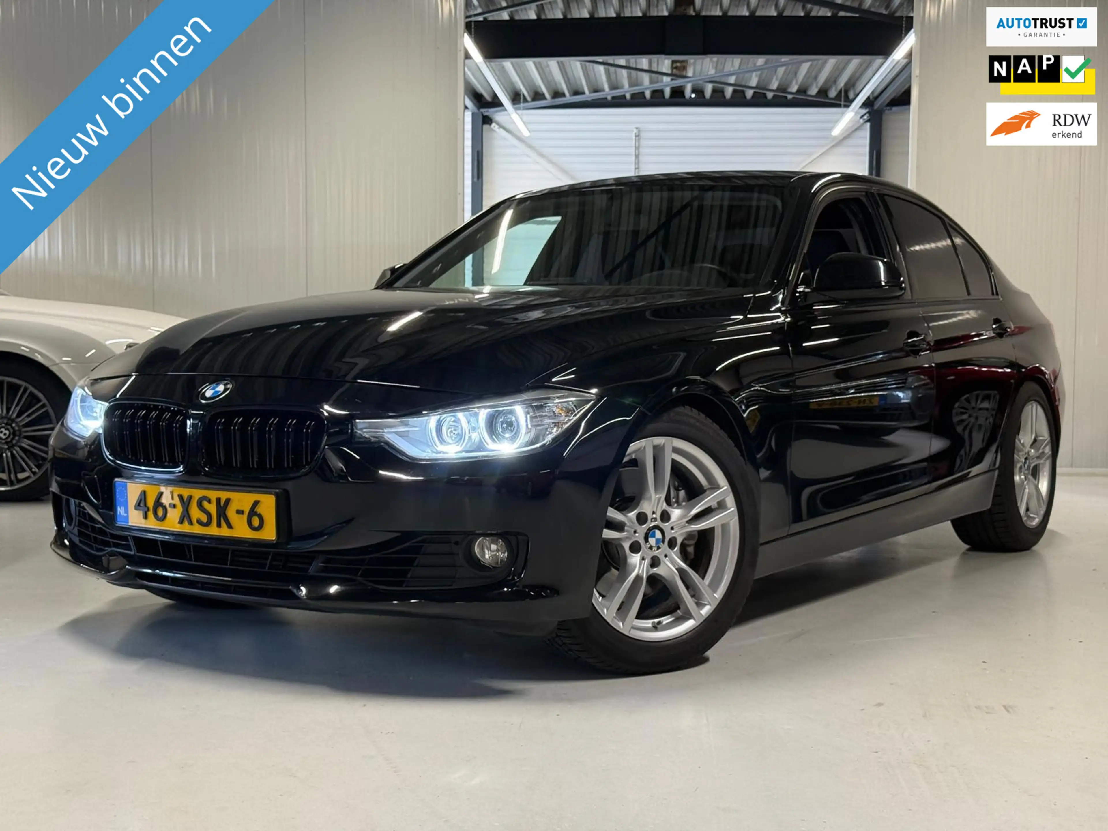 BMW 335 3-serie 335i 306PK! Automaat|Navigatie!!