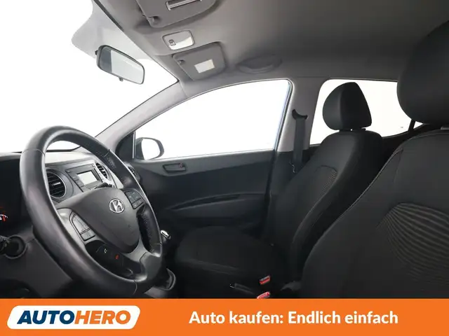 Hyundai i10 view 10