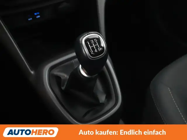 Hyundai i10 view 23
