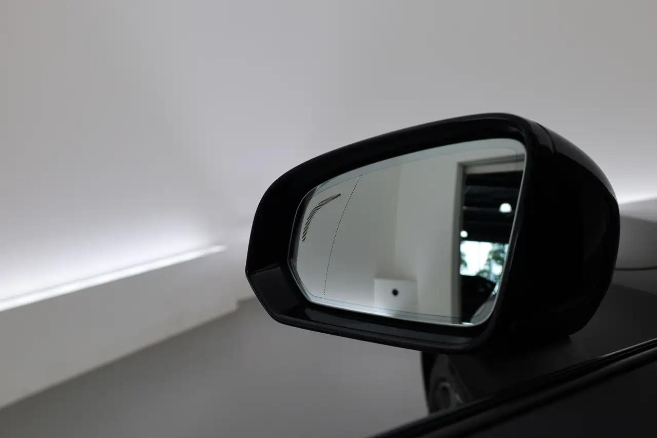 Volvo V60 2.0 T6 Plug-in hybrid AWD Plus Dark Pano Trekh, миниатюра 10
