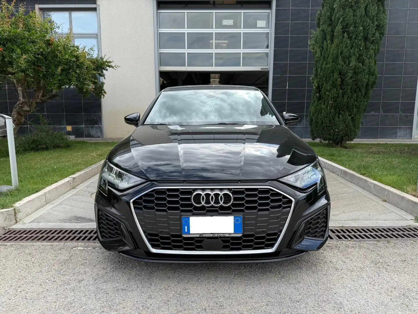 Audi A3 Sedan 35 TDI S tronic S line edition Negro - 2