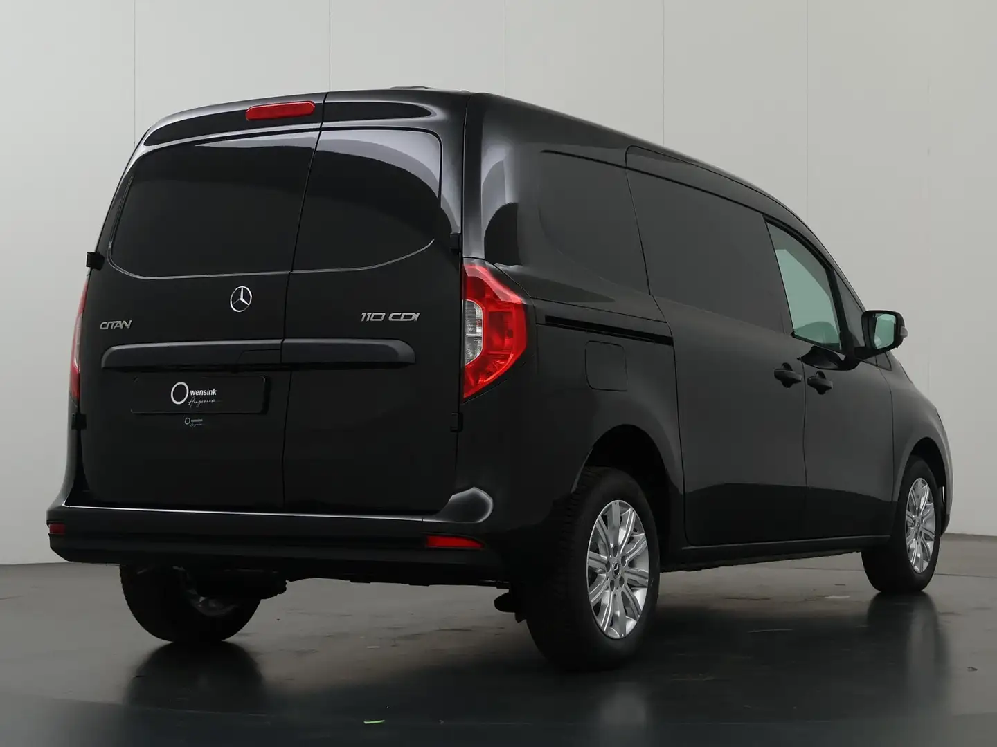 Mercedes-Benz Citan 110 CDI L2 Pro Automaat | BPM VRIJ | Achteruitrijc Zwart - 2