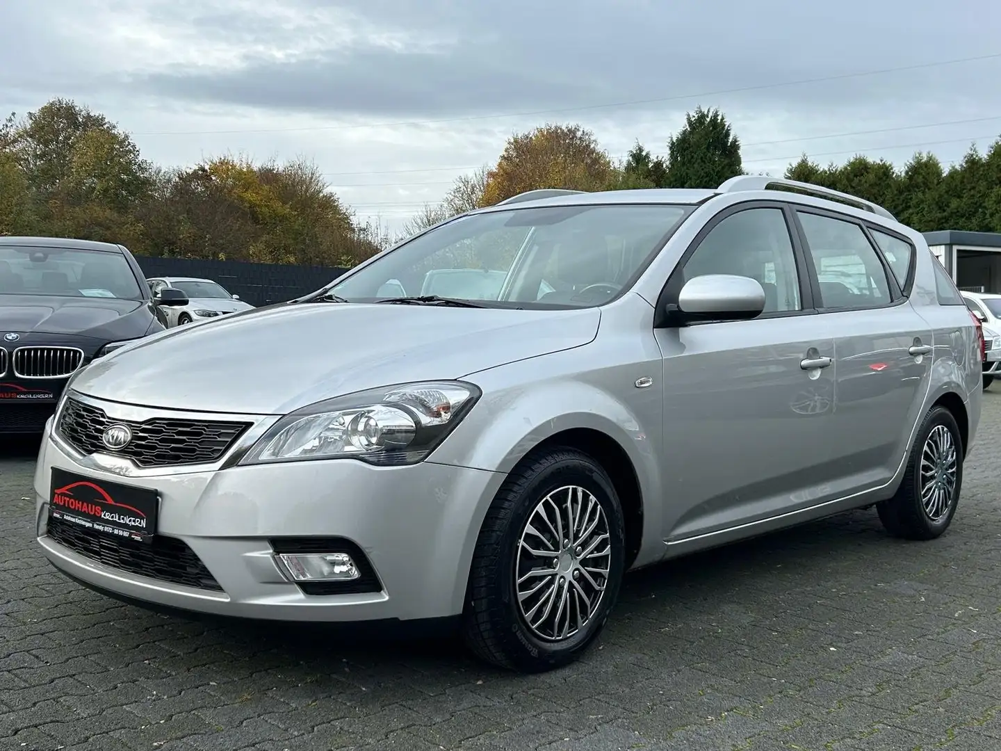 Kia Ceed SW / cee'd SW Edition 7 Benzin Klima Navi Sitzheizung. HU/AU:NEU Grau - 2