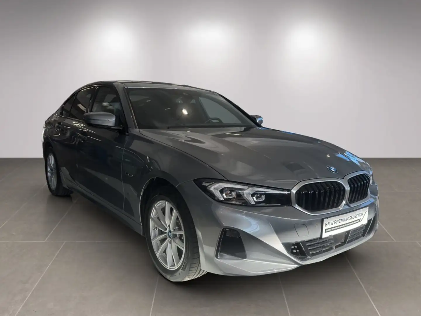 BMW 320 320e G20 Grijs - 2