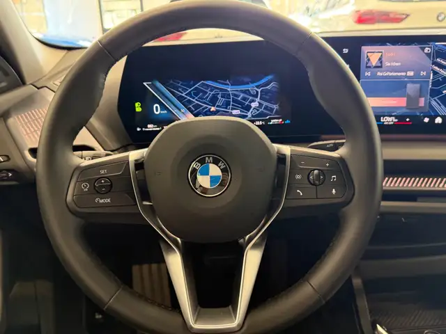 BMW 1 Series view 15