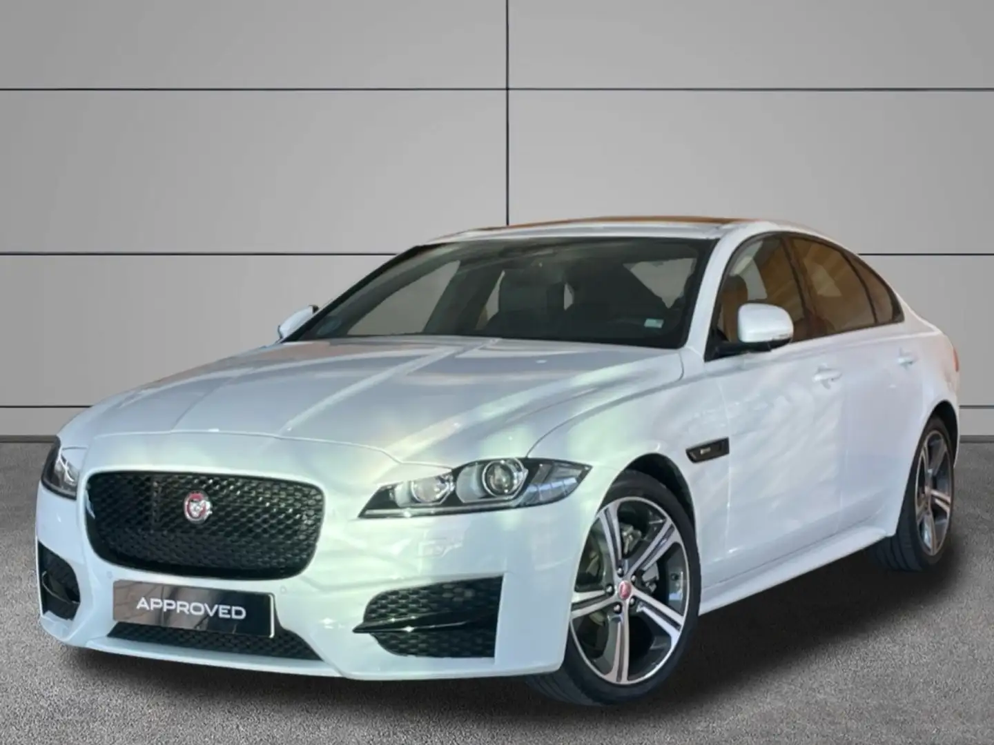 Jaguar XF 2.0i4D R-Sport Aut. 180 Weiß - 1