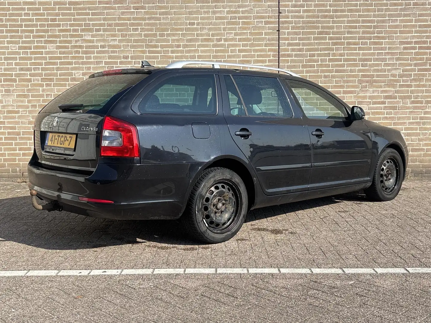 Skoda Octavia Combi 1.6 TDI Greentech Elegance Business Line | C Zwart - 2