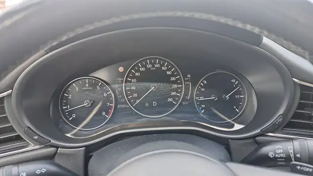 Mazda CX-30 view 12