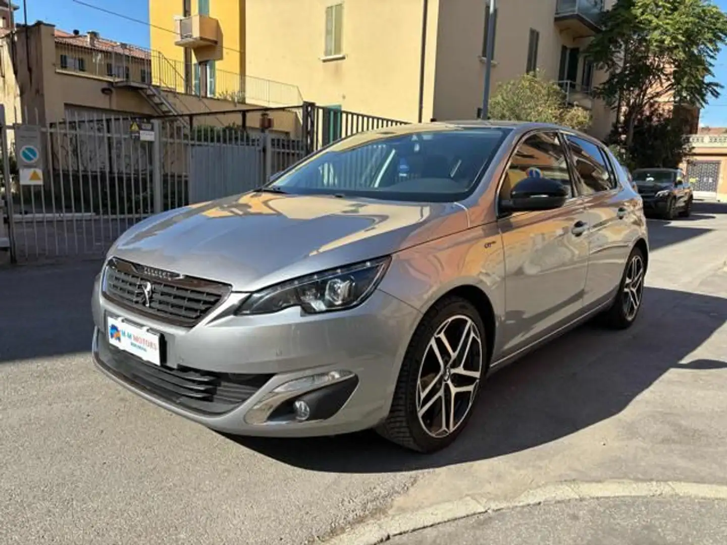 Peugeot 308 BlueHDi 120 S&S GT Line "ProMMo" Gris - 1